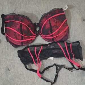Adore Me Matching Set! Black and Pink Lace Bra